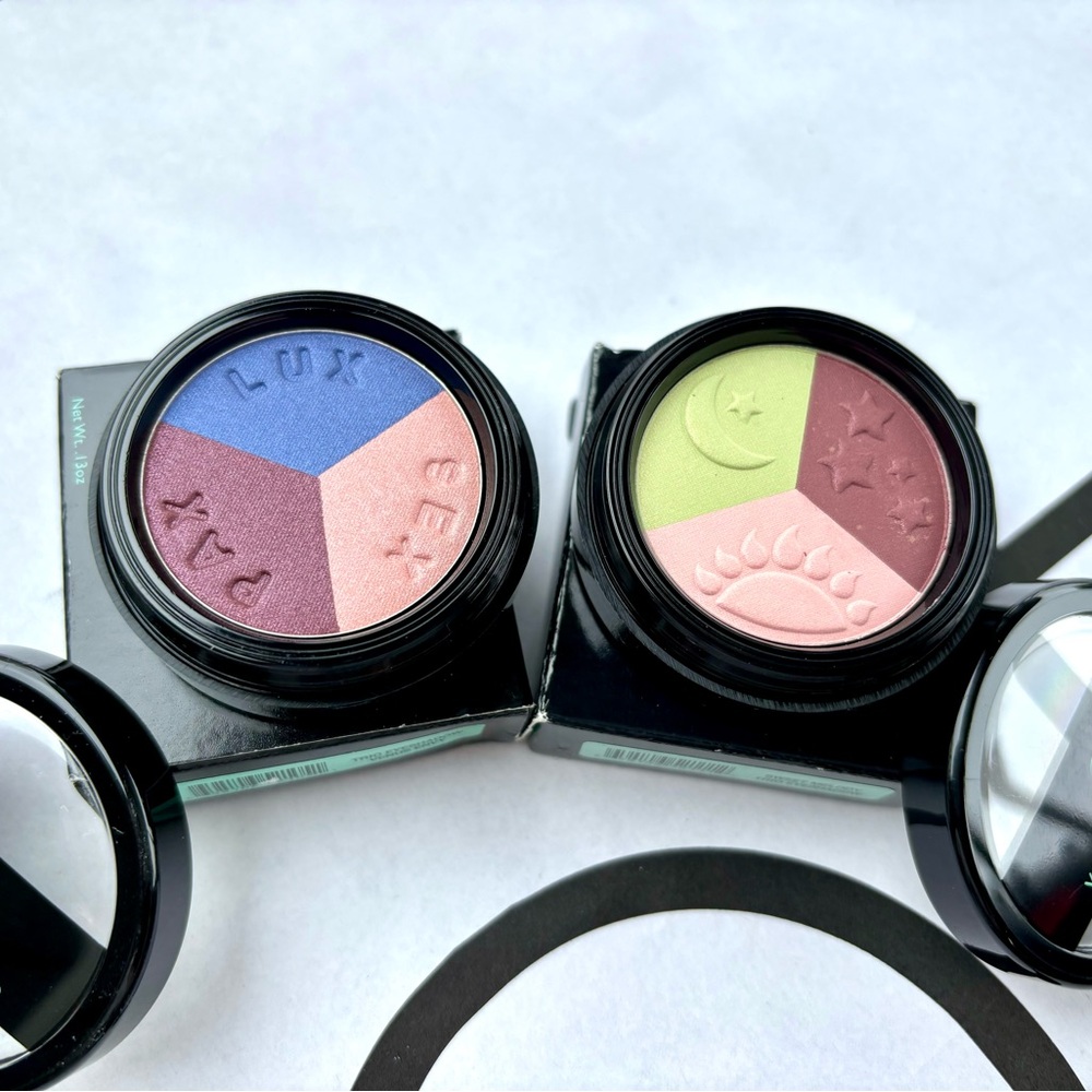 ❗️SALE❗️* 3/$15* Vincent Longo Eyeshadow Duo - Various Rich Shades